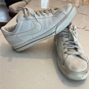 Nike White Women's Sneakers